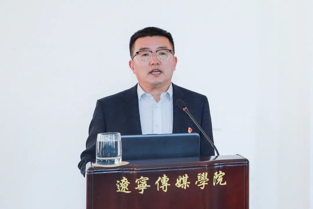 beat365在线唯一官网党委书记付亮为师生云端讲授“抗疫思政大课”