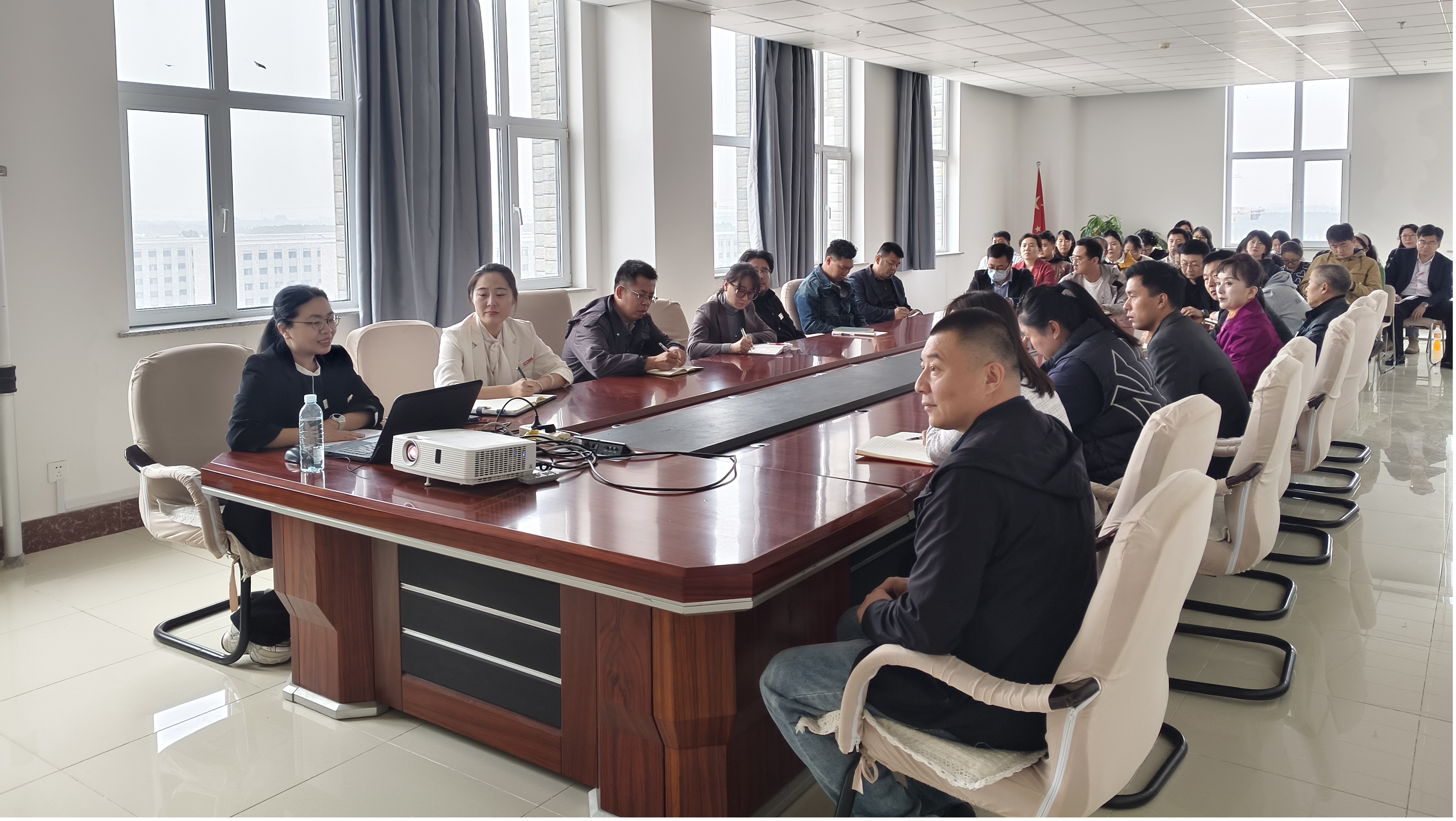 督导处召开本学期督导工作交流会，助力教学工作提质增效
