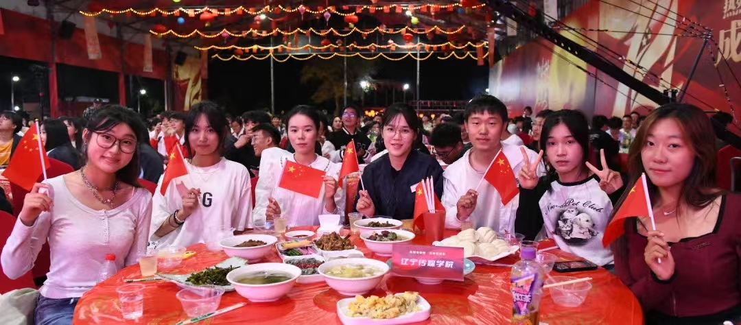 当中秋遇上国庆，这样的beat365，怎能不暖心！